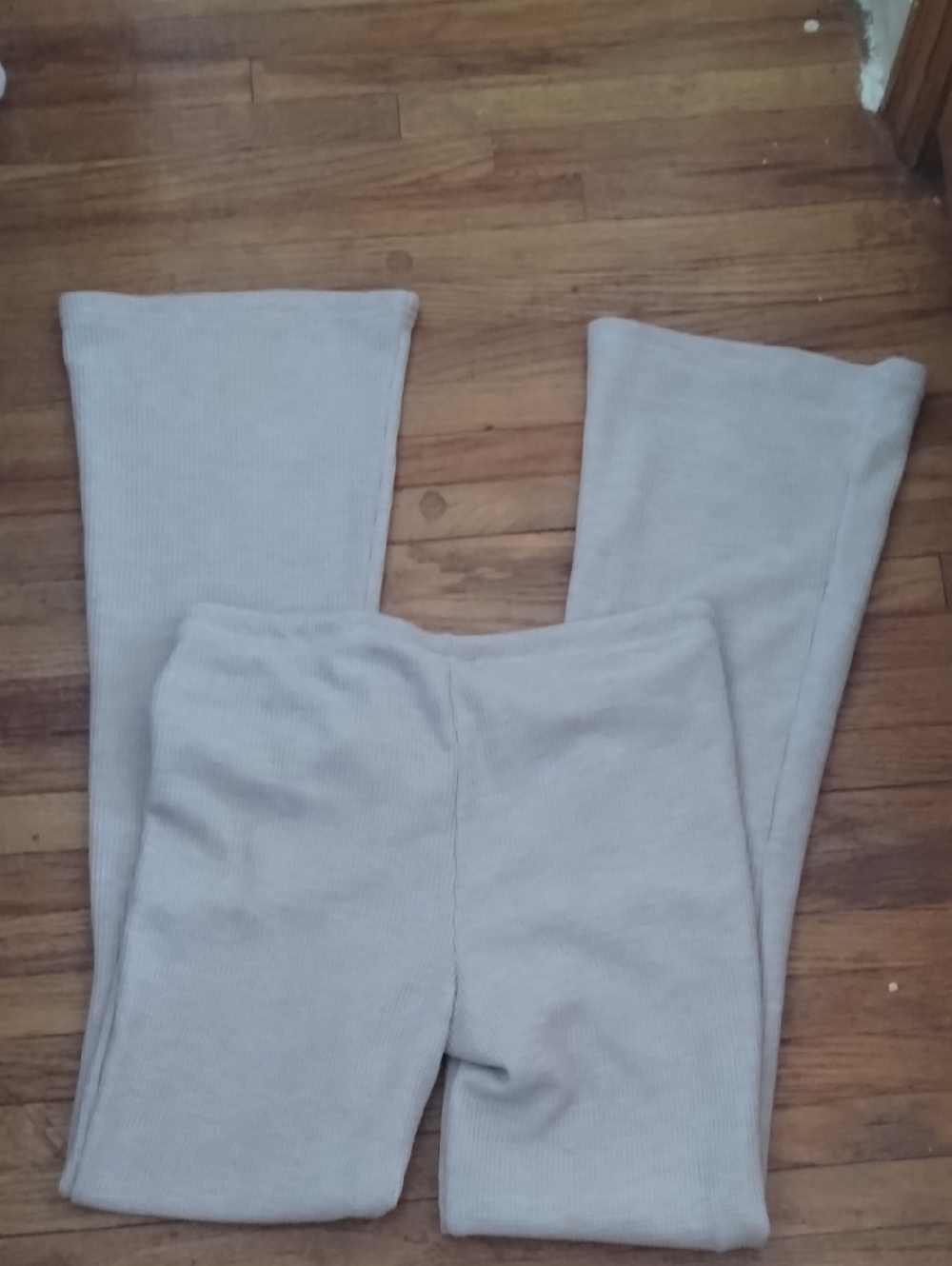 Pants - Picture 4 of 4